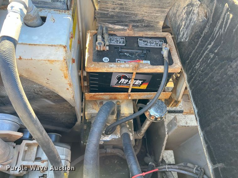 image for item NI9132 1994 Cedarapids CR-461  paver