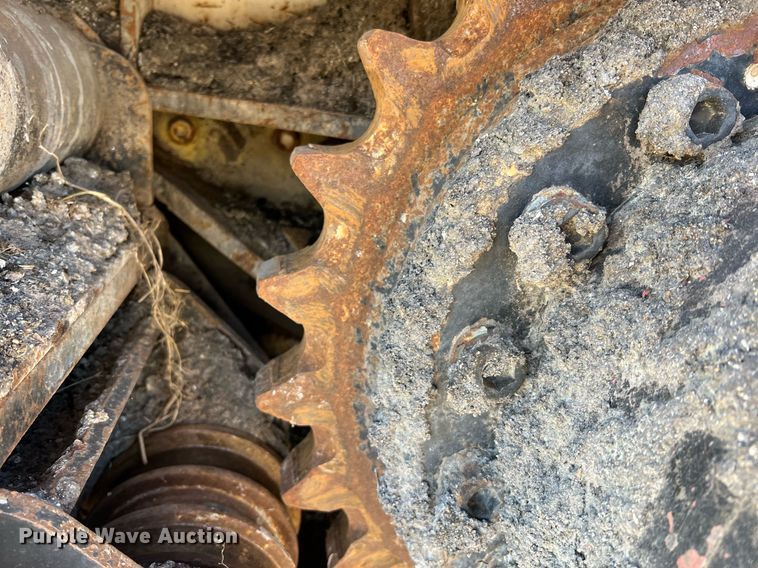 image for item NI9132 1994 Cedarapids CR-461  paver