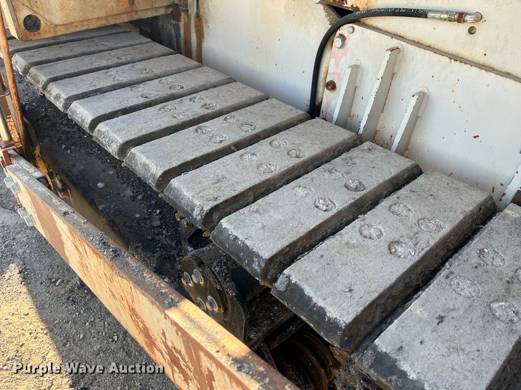 image for item NI9132 1994 Cedarapids CR-461  paver