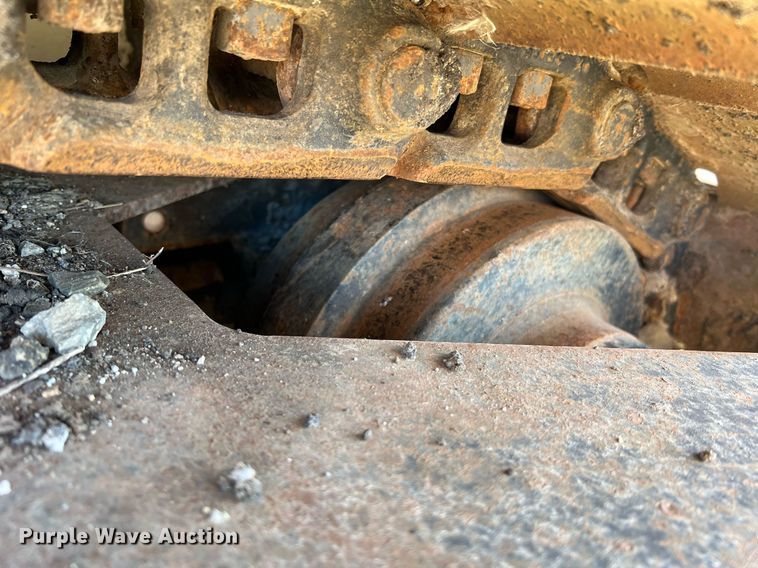 image for item NI9132 1994 Cedarapids CR-461  paver