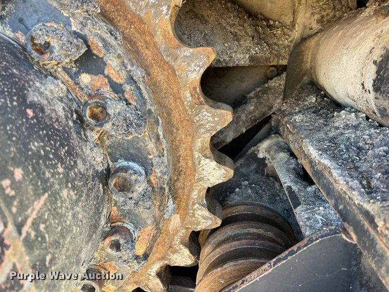 image for item NI9132 1994 Cedarapids CR-461  paver