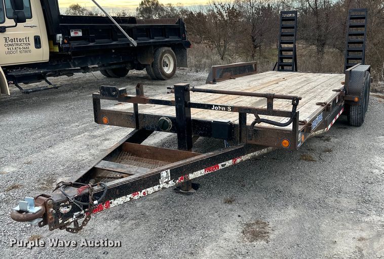 image for item NL9082 2015 Load Trail  equipment trailer