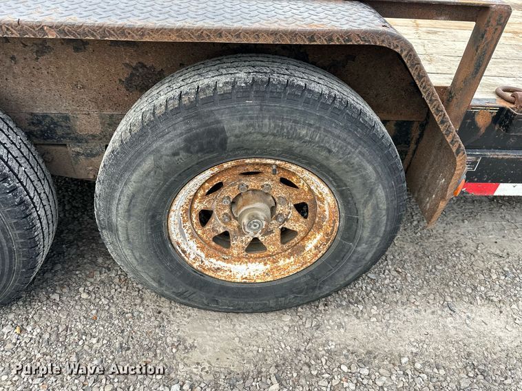 image for item NL9082 2015 Load Trail  equipment trailer