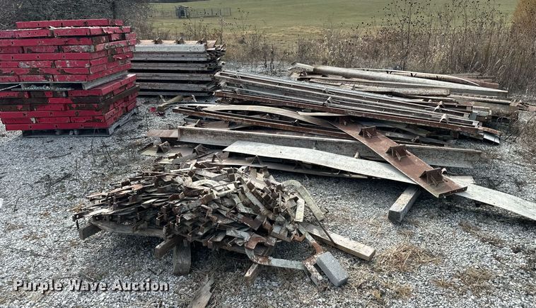 image for item NL9084 Concrete forms