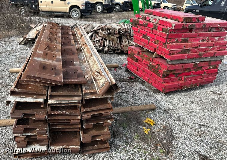 image for item NL9084 Concrete forms