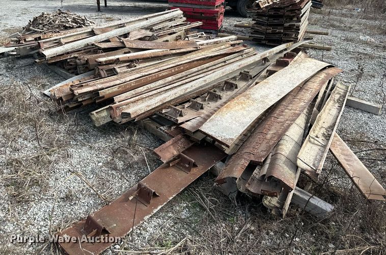 image for item NL9084 Concrete forms