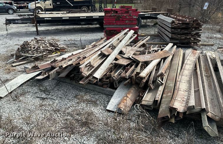 image for item NL9084 Concrete forms