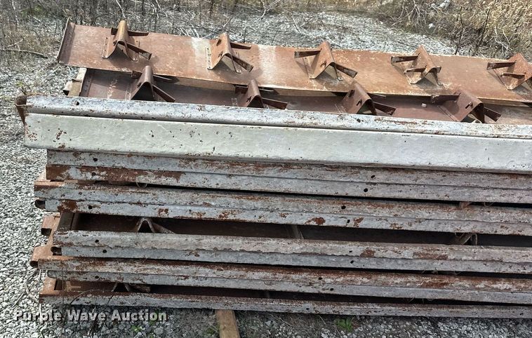 image for item NL9084 Concrete forms