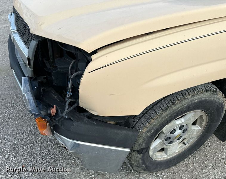 image for item NL9085 2003 Chevrolet Silverado 1500  Ext. Cab pickup truck