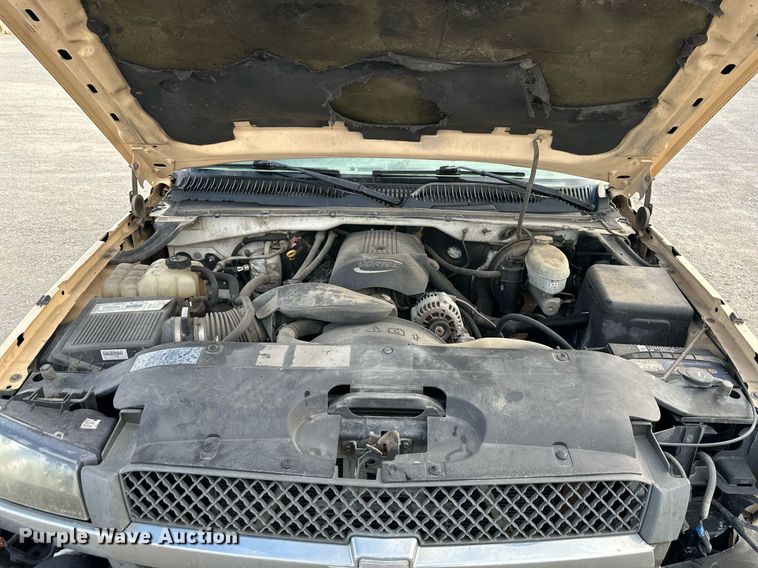 image for item NL9085 2003 Chevrolet Silverado 1500  Ext. Cab pickup truck