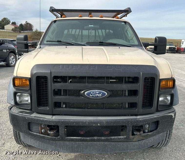 image for item NL9086 2009 Ford F550 Super Duty XL  Crew Cab utility / service truck