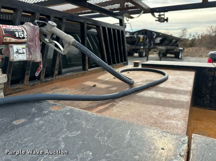 image for item NL9086 2009 Ford F550 Super Duty XL  Crew Cab utility / service truck