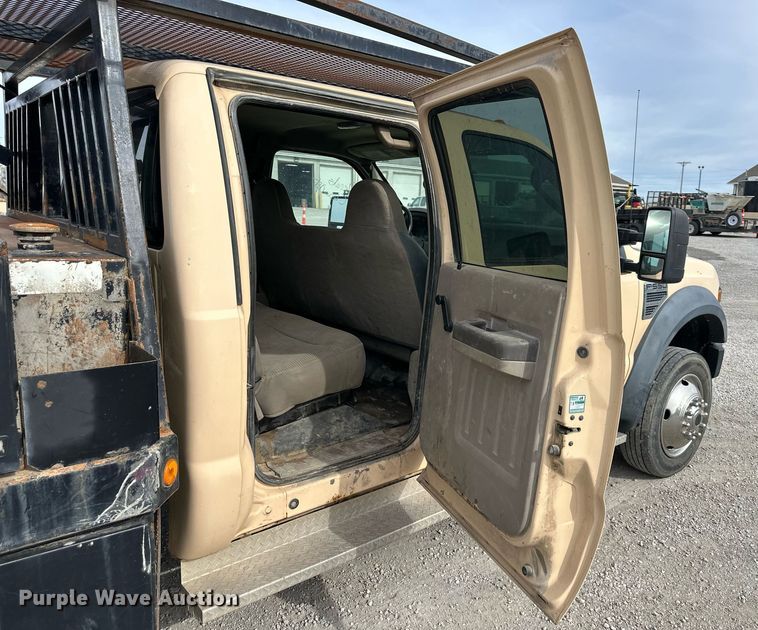 image for item NL9086 2009 Ford F550 Super Duty XL  Crew Cab utility / service truck