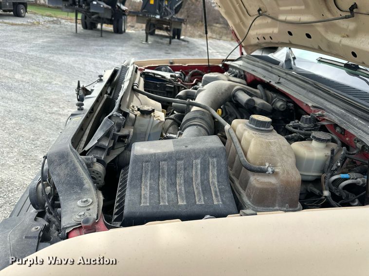 image for item NL9086 2009 Ford F550 Super Duty XL  Crew Cab utility / service truck