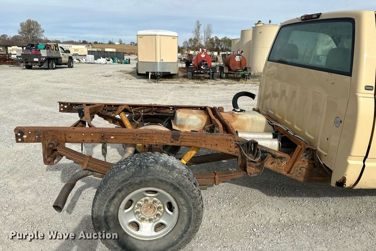 image for item NL9088 1998 Chevrolet 2500  pickup truck cab and chassis