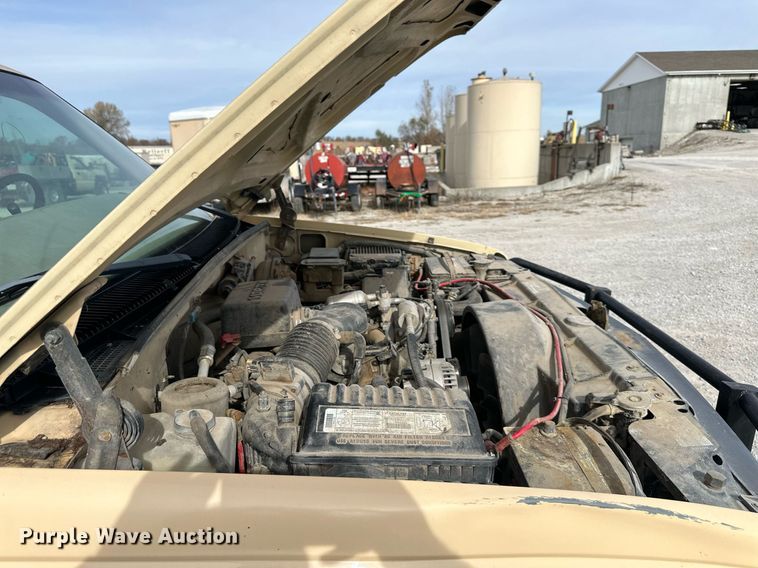 image for item NL9088 1998 Chevrolet 2500  pickup truck cab and chassis