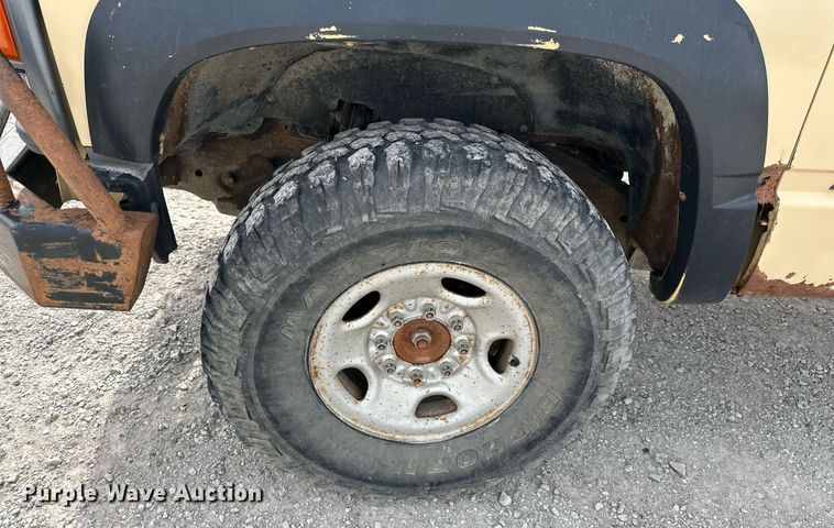 image for item NL9088 1998 Chevrolet 2500  pickup truck cab and chassis