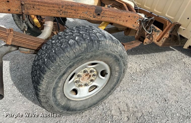 image for item NL9088 1998 Chevrolet 2500  pickup truck cab and chassis