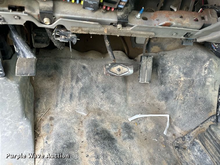 image for item NL9089 2003 Ford F450 Super Duty XL  dump flatbed truck