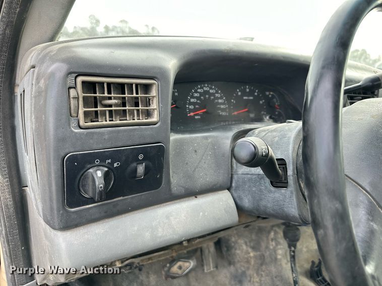 image for item NL9089 2003 Ford F450 Super Duty XL  dump flatbed truck