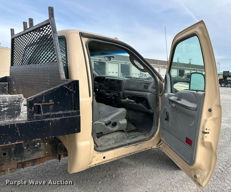 image for item NL9089 2003 Ford F450 Super Duty XL  dump flatbed truck