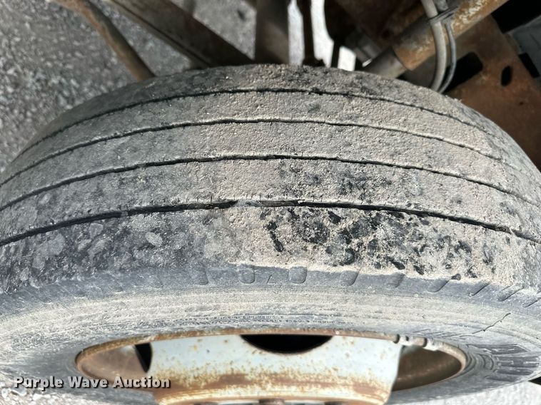 image for item NL9089 2003 Ford F450 Super Duty XL  dump flatbed truck