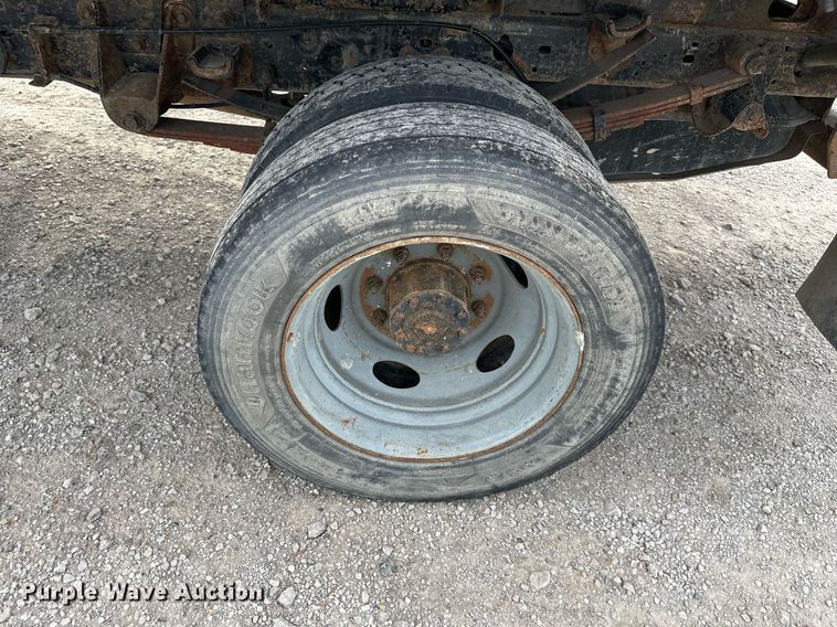 image for item NL9089 2003 Ford F450 Super Duty XL  dump flatbed truck