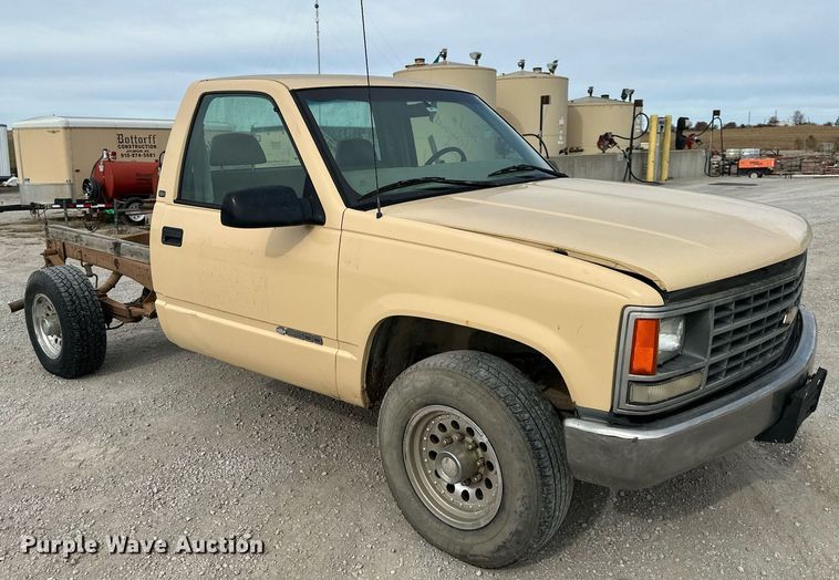 image for item NL9090 1998 Chevrolet 2500  pickup truck cab and chassis