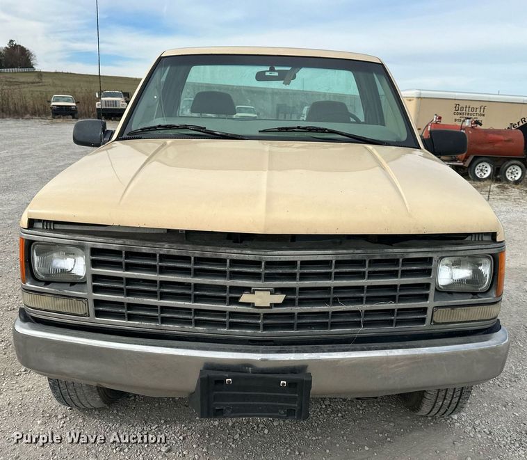 image for item NL9090 1998 Chevrolet 2500  pickup truck cab and chassis