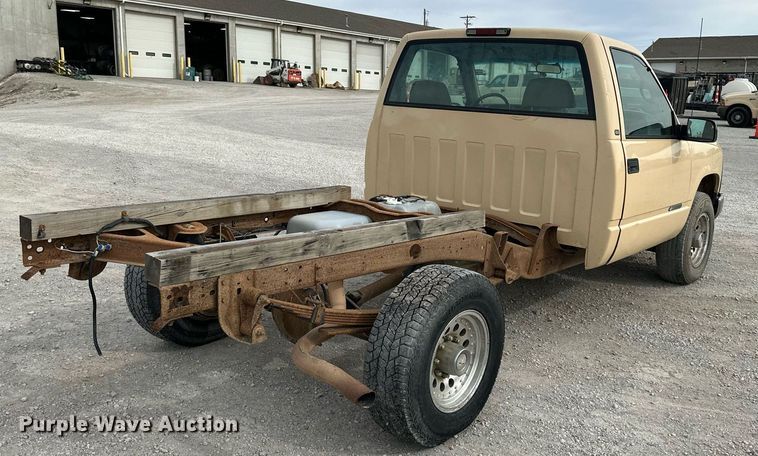 image for item NL9090 1998 Chevrolet 2500  pickup truck cab and chassis