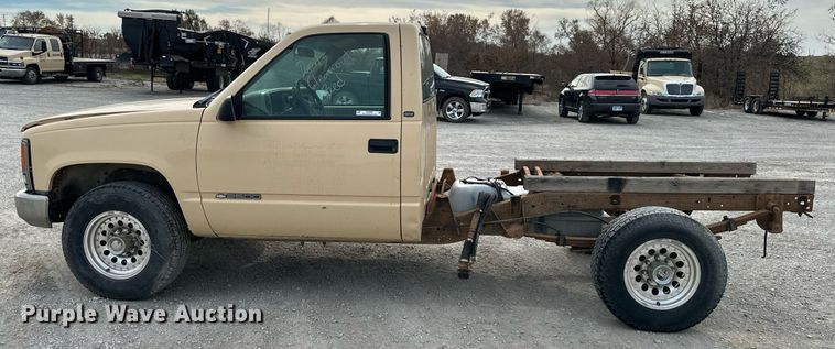 image for item NL9090 1998 Chevrolet 2500  pickup truck cab and chassis