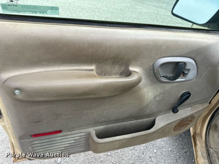 image for item NL9090 1998 Chevrolet 2500  pickup truck cab and chassis