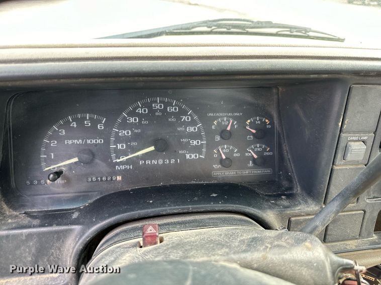 image for item NL9090 1998 Chevrolet 2500  pickup truck cab and chassis