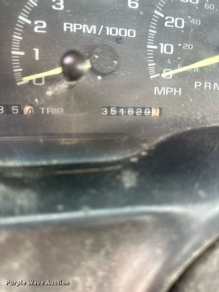 image for item NL9090 1998 Chevrolet 2500  pickup truck cab and chassis