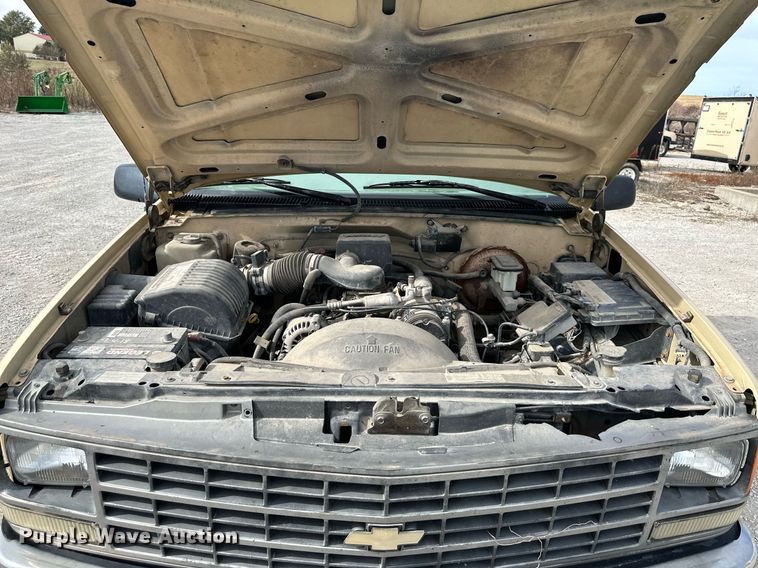 image for item NL9090 1998 Chevrolet 2500  pickup truck cab and chassis