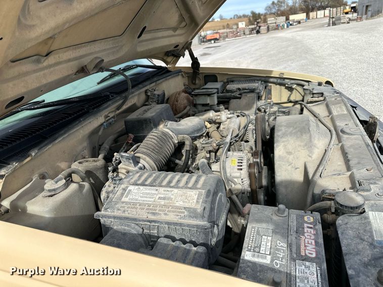 image for item NL9090 1998 Chevrolet 2500  pickup truck cab and chassis