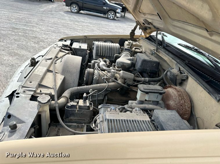 image for item NL9090 1998 Chevrolet 2500  pickup truck cab and chassis