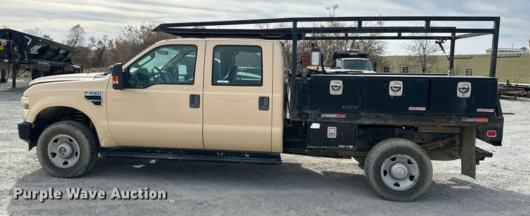 image for item NL9091 2010 Ford F250 Super Duty XL  Crew Cab utility bed pickup truck