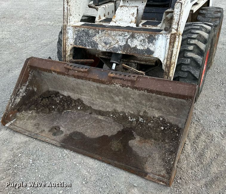 image for item NL9092 1988 Bobcat 743  skid steer loader