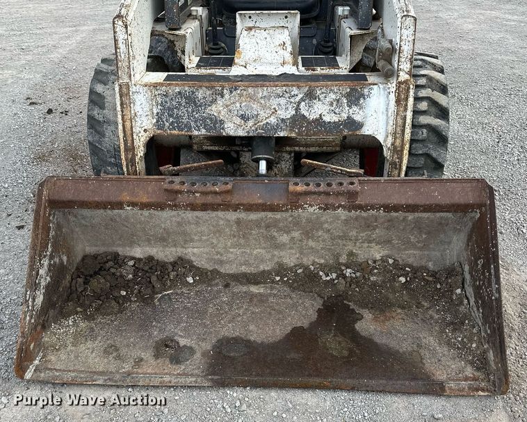 image for item NL9092 1988 Bobcat 743  skid steer loader
