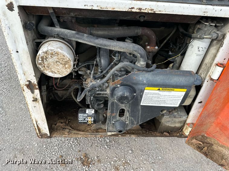 image for item NL9092 1988 Bobcat 743  skid steer loader