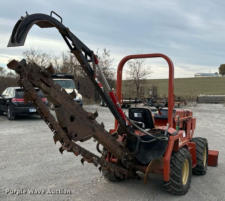 image for item NL9093 1997 Ditch Witch 3700DD  trencher