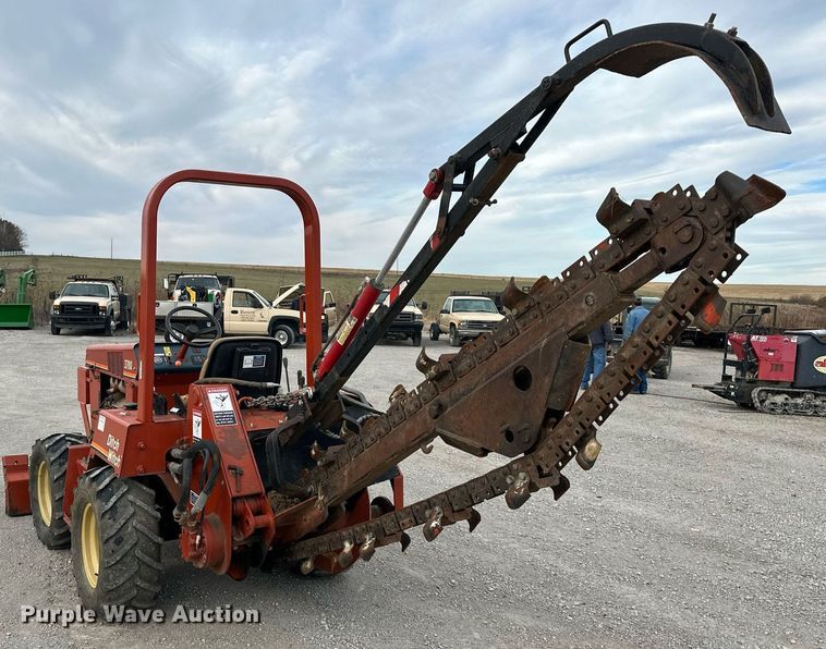 image for item NL9093 1997 Ditch Witch 3700DD  trencher