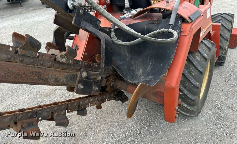image for item NL9093 1997 Ditch Witch 3700DD  trencher