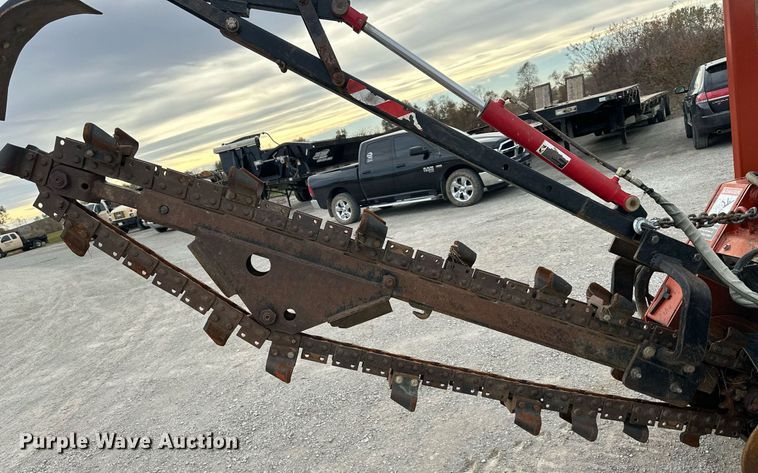 image for item NL9093 1997 Ditch Witch 3700DD  trencher