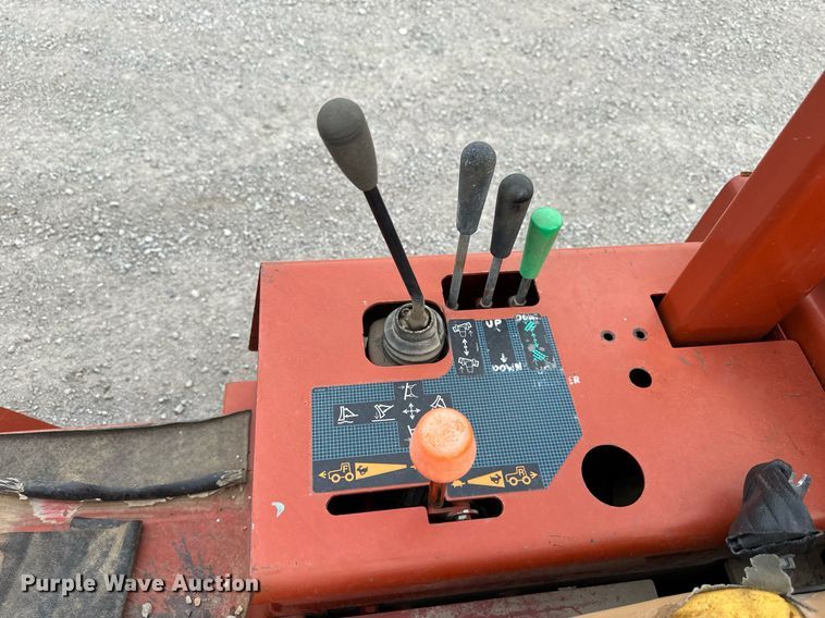 image for item NL9093 1997 Ditch Witch 3700DD  trencher