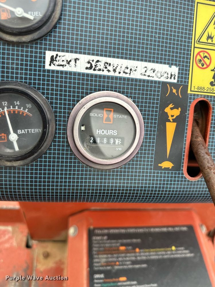 image for item NL9093 1997 Ditch Witch 3700DD  trencher