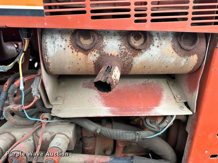 image for item NL9093 1997 Ditch Witch 3700DD  trencher