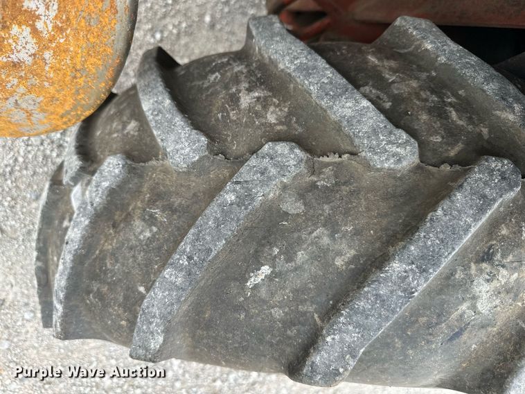 image for item NL9093 1997 Ditch Witch 3700DD  trencher