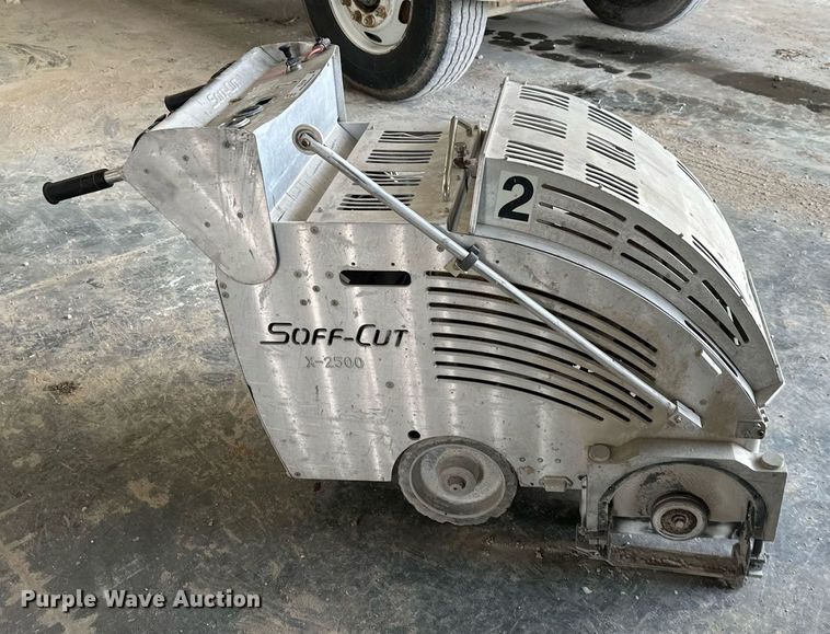 image for item NL9100 2004 Soff-Cut X-2500  concrete saw